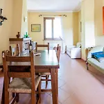 Poggio Vaccaio Casa Alba アパート Binami