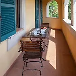 Poggio Vaccaio Casa Alba アパート *